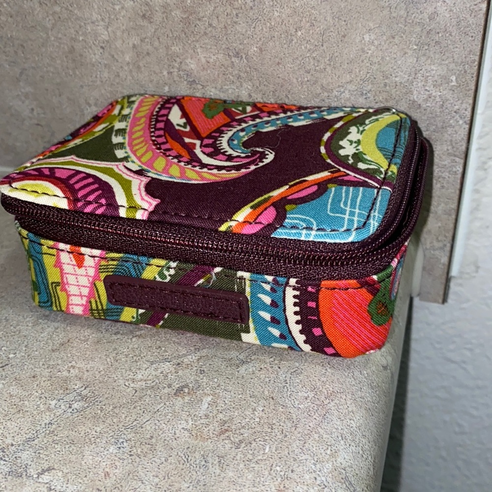 NWOT Vera Bradley Travel Pill Case